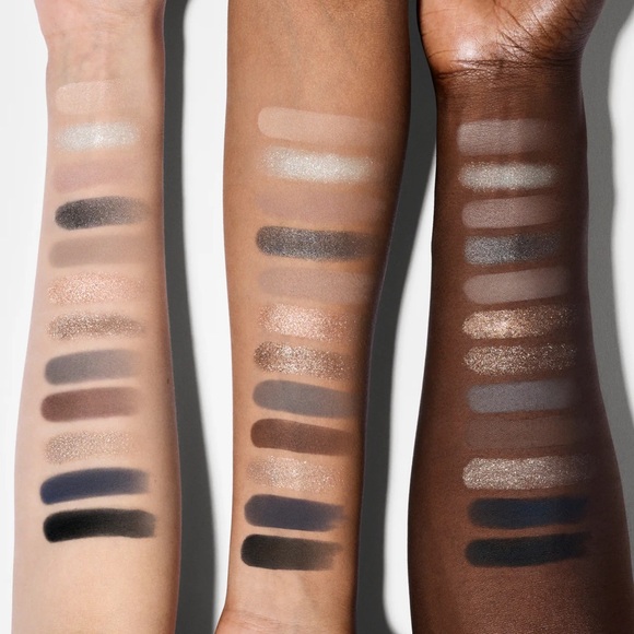 Makeup By Mario- ETHEREAL EYES™ EYESHADOW PALETTE: MOONLIGHT - Picture 5 of 12